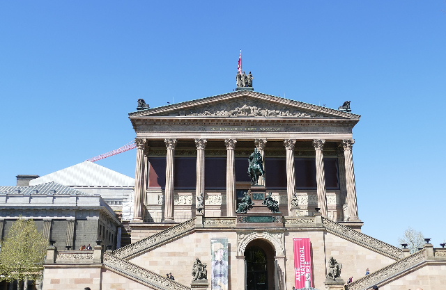 Colonade Alte Nationalgalerie